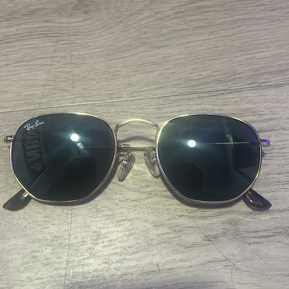 Perfect condition Ray-ban